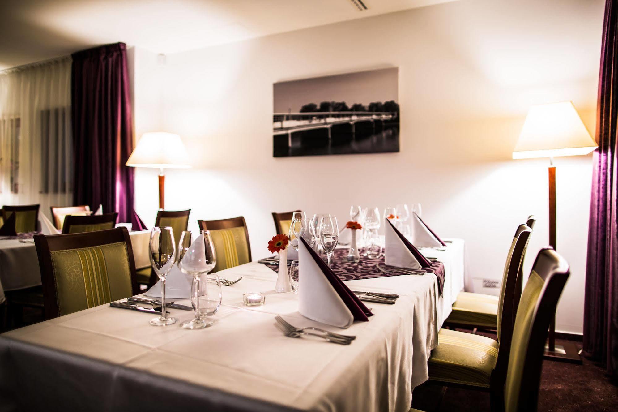 Park Avenue **** Hotel 4*